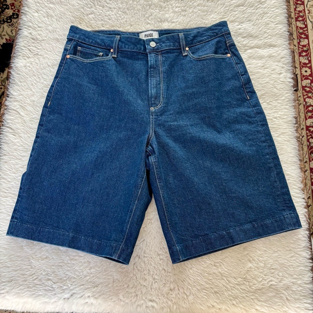 PAIGE Men's Classic Blue Jean Shorts size 33
